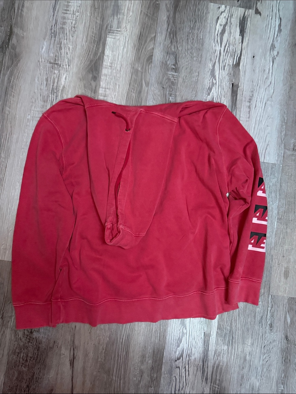 American Eagle Outfitters Red Graphic Pullover Hoodie for Men - Picture 6 of 7